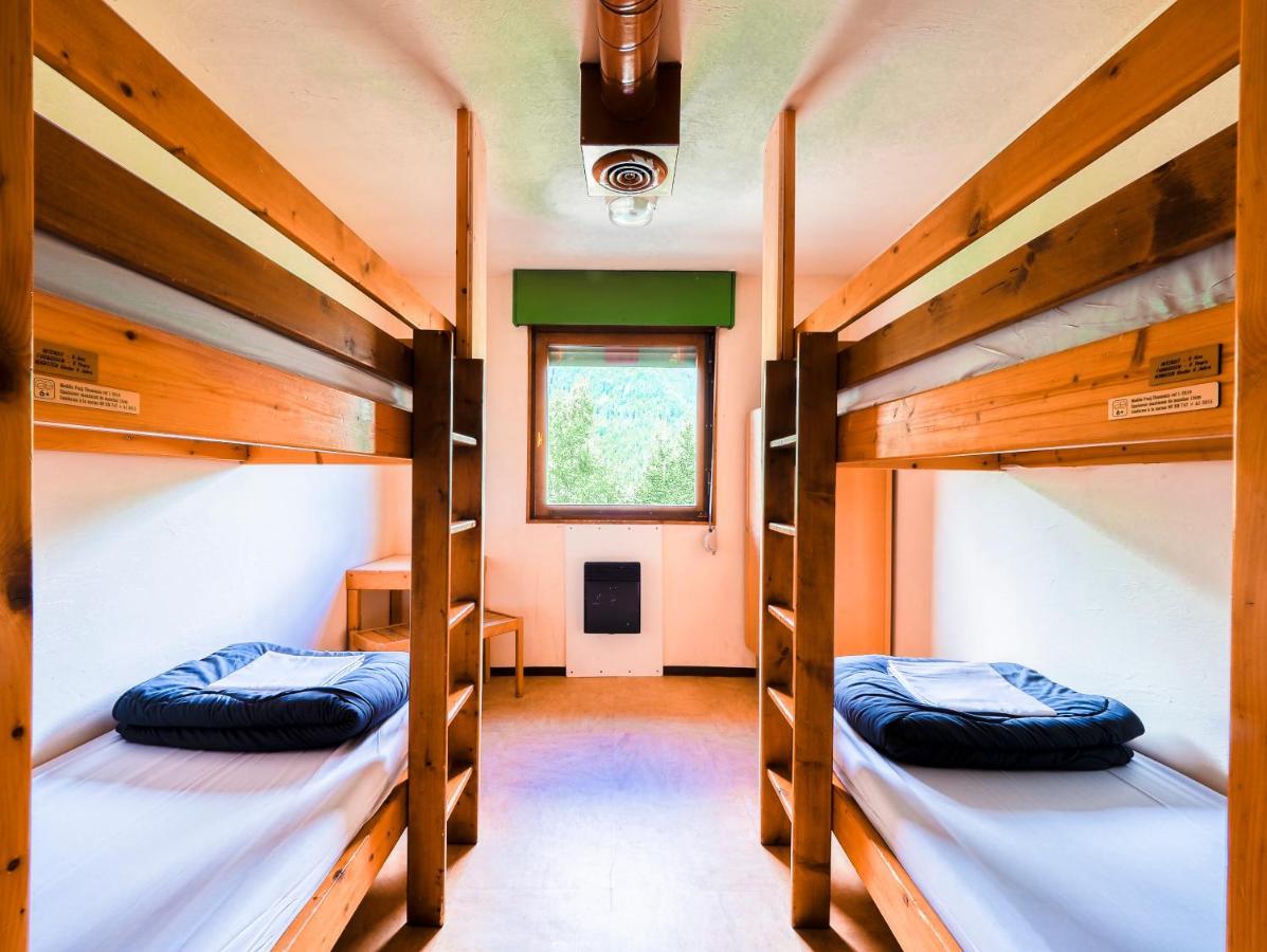 Auberge De Jeunesse Hi Chamonix ภายนอก รูปภาพ