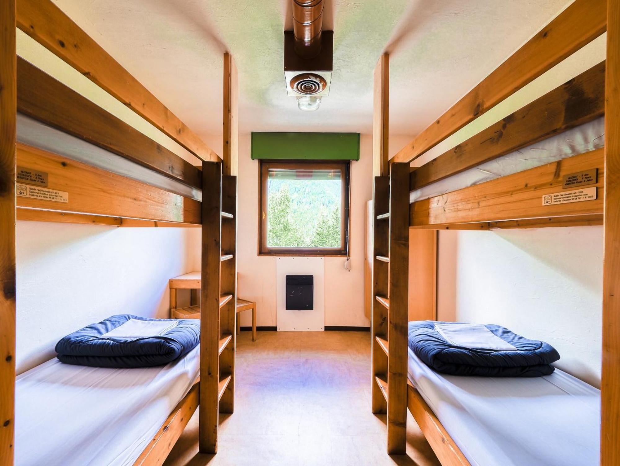 Auberge De Jeunesse Hi Chamonix ภายนอก รูปภาพ